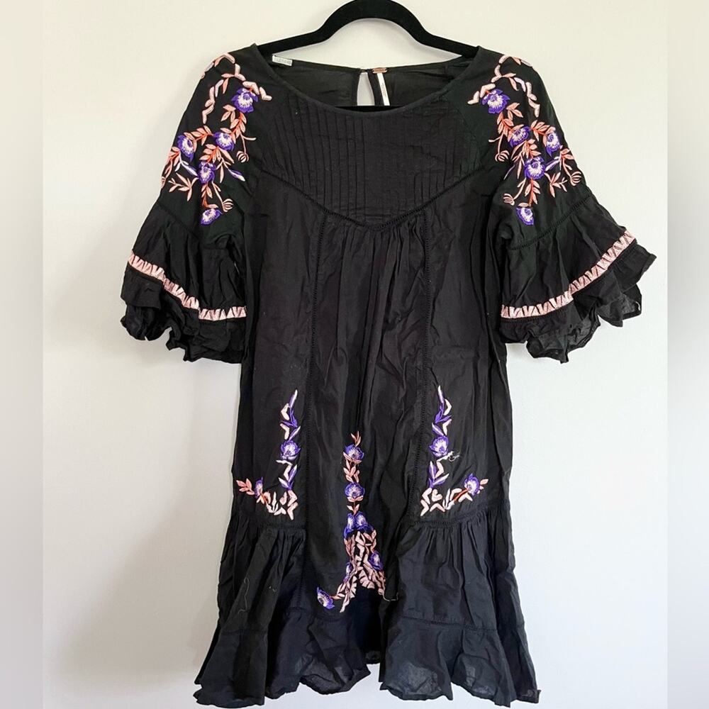 Free People Women's Black Cotton Embroidered Bell Sleeve Mini Dress Size S - Picture 3 of 4
